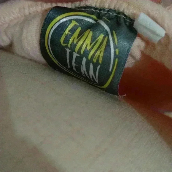 Emma Jean Ruffle Top - Picture 3 of 4